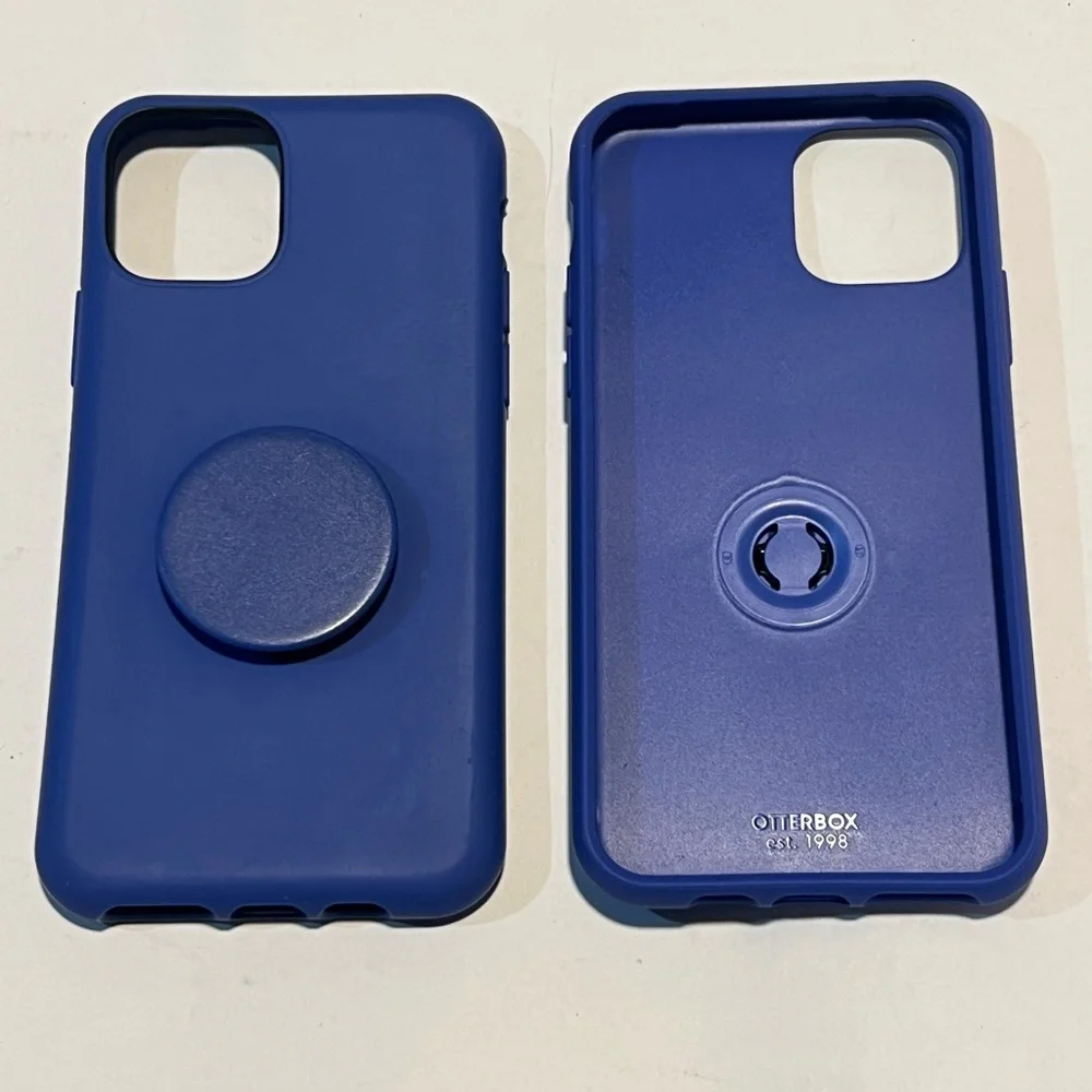 2 iPhone xs Cases Otter + Pop Symmetry Series